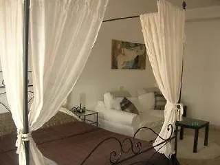 Bed and breakfast Ideal 3*